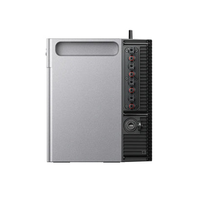 Zendure Solarflow 2400 Pro – Rückansicht des kompakten Solarbatteriespeichers in Silber-Schwarz